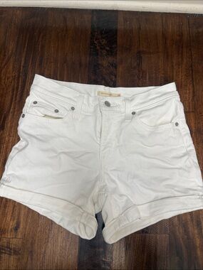 White Women's Levi Denim Shorts